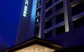Hung'S Mansion